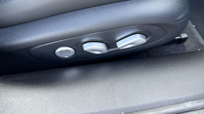 MG Im5 217kW Standard Range 75kWh 5dr Auto Electric Hatchback